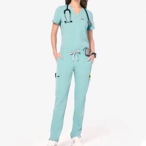 Figs Yola Scrub Pants in Seaglass